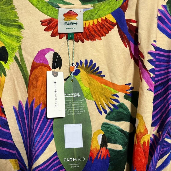 FARM RIO Sand Macaw Jungle Organic Cotton T-Shirt Dress - Picture 7 of 9
